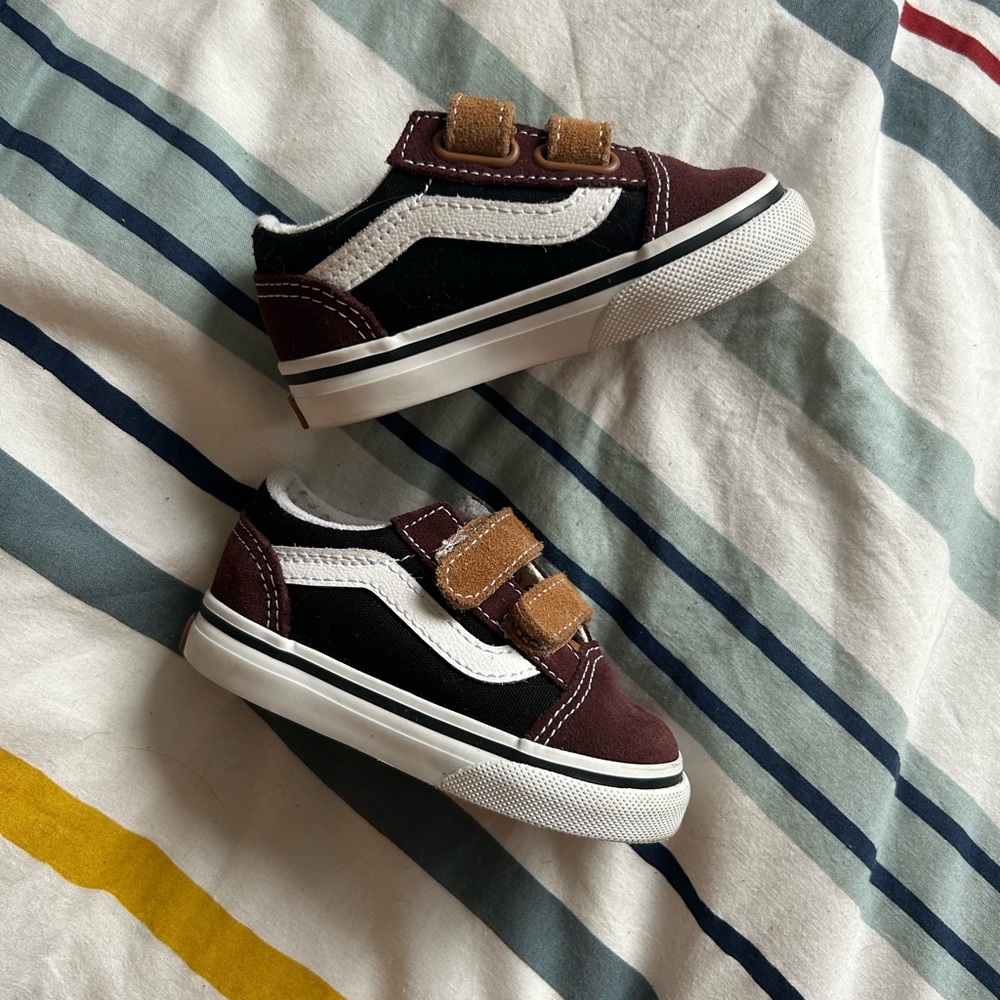 Vans Toddler Size 5 Sneakers - Brown & Black